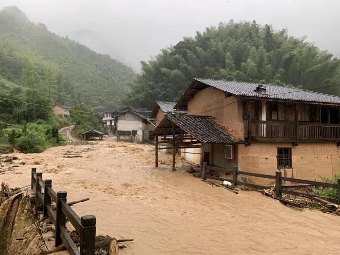 水灾后的房屋怎么做鉴定评估？是否可以正常居住呢？