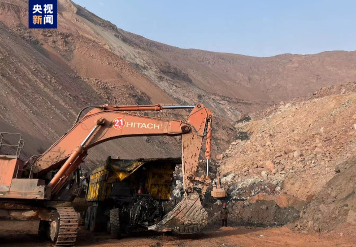 内蒙古露天煤矿坍塌事故最新救援进展